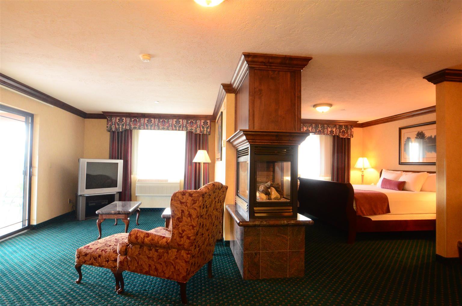 Best Western Plus Flathead Lake Inn And Suites Kalispell Phòng bức ảnh